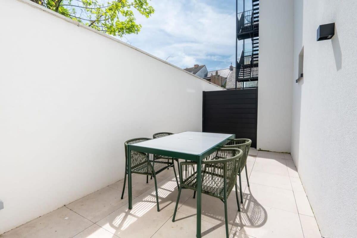 Beautiful Renovated Apartment In An Authentic Building Ostende Exterior foto