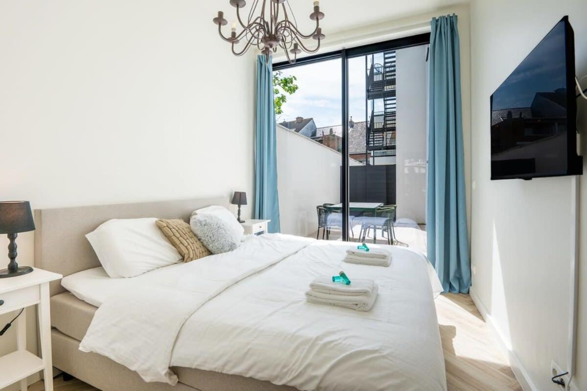Beautiful Renovated Apartment In An Authentic Building Ostende Exterior foto