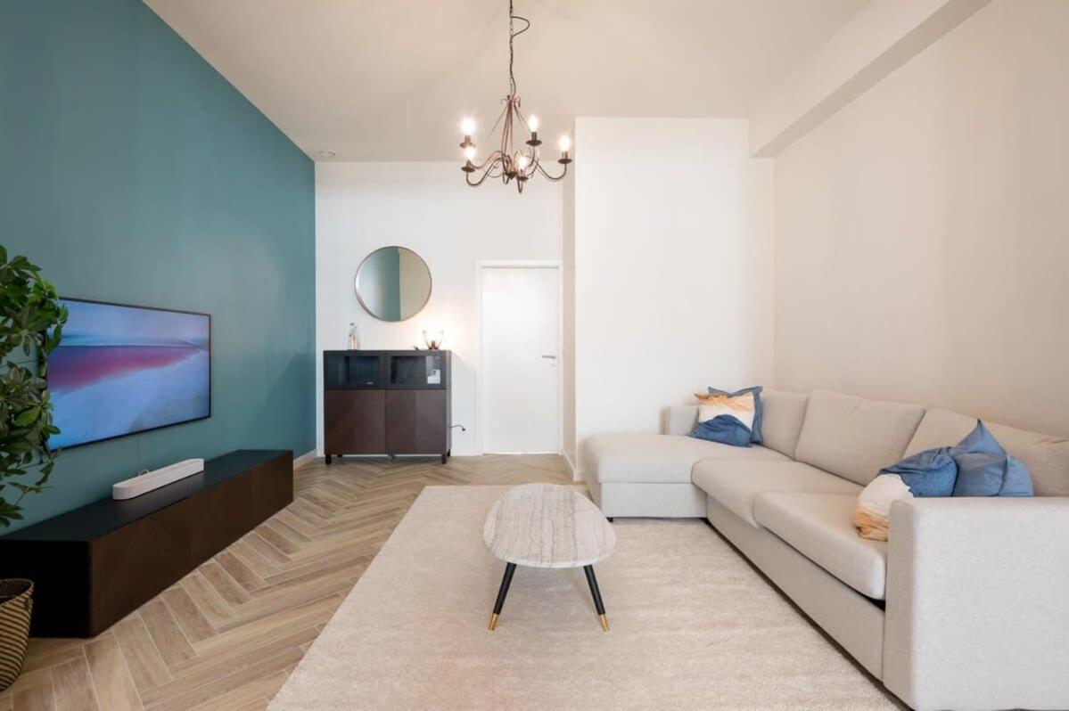 Beautiful Renovated Apartment In An Authentic Building Ostende Exterior foto